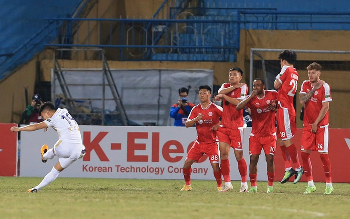 HLV Hàn Quốc nói về kế hoạch thay vị trí của Quang Hải Ảnh 2