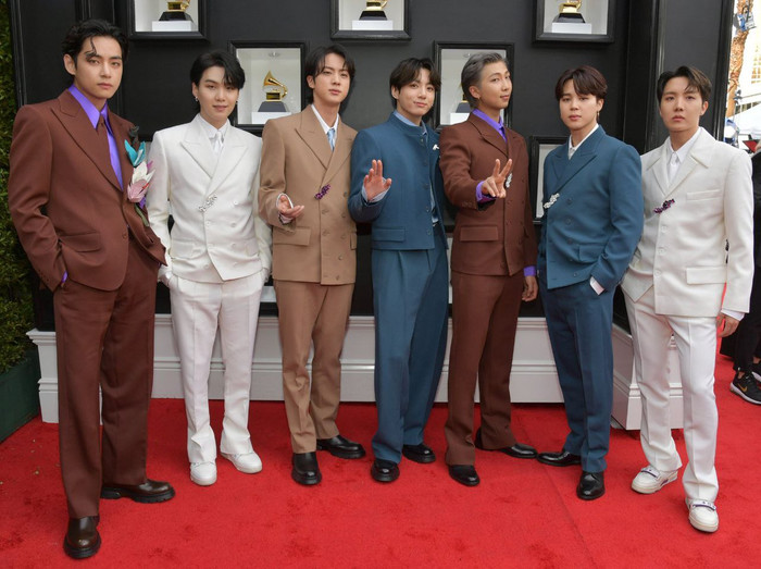 BTS nói gì khi một lần nữa vuột mất chiến thắng tại giải Grammy? Ảnh 8