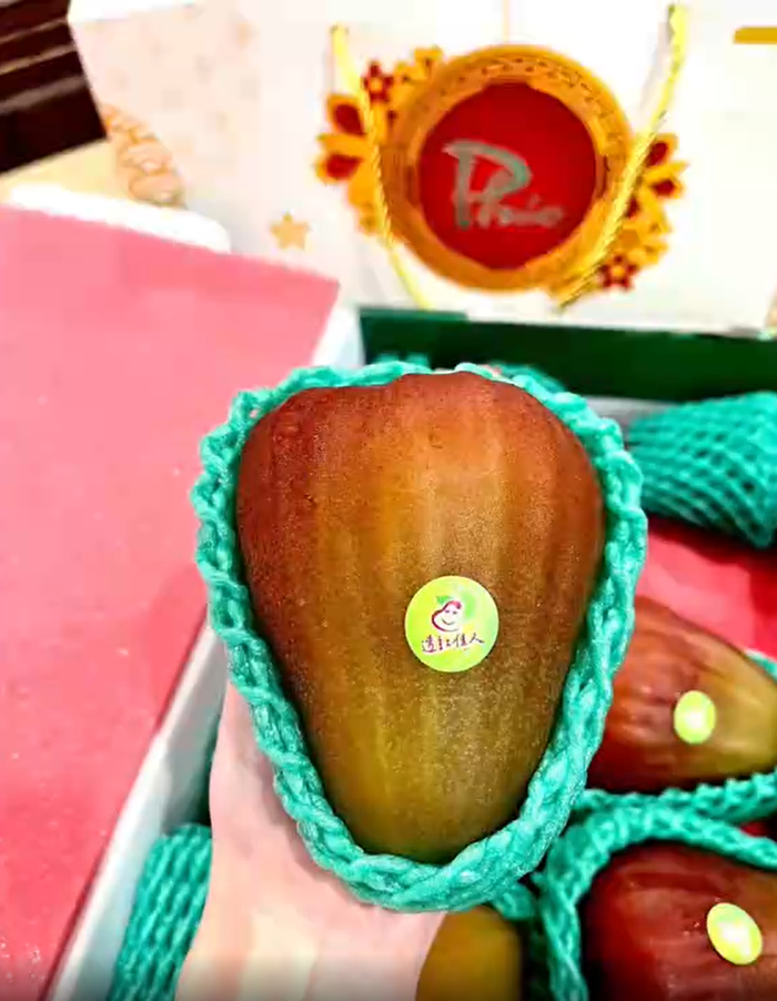 Quả roi Dài Loan có kích thước 'khổng lồ' 