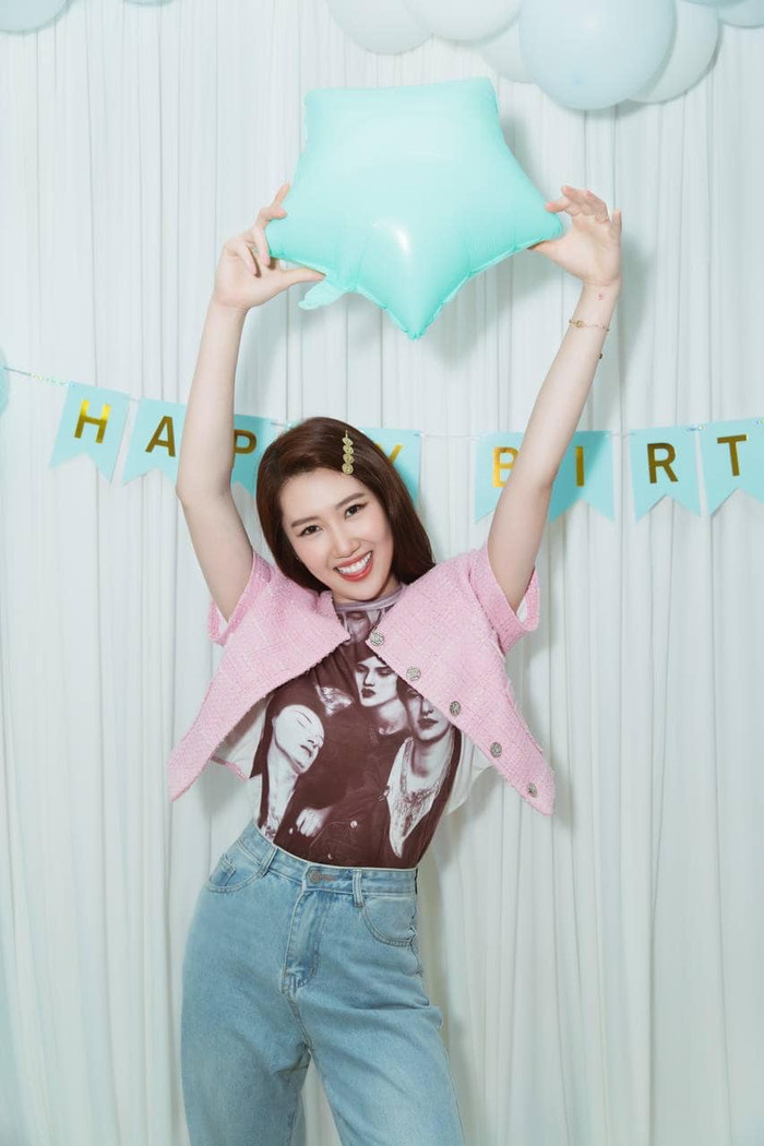 Diễn viên Thúy Ngân mừng sinh nhật ở tuổi 31.