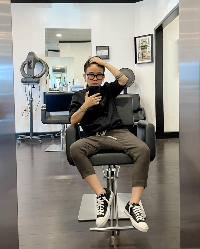 Phương Uyên và Thanh Hà đeo nhẫn đôi ở ngón áp út làm rộ lên đồn đoán ngày báo hỉ của cặp đôi không còn xa