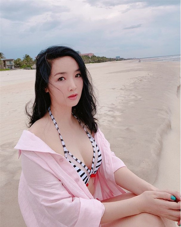 Nhan sắc 'không tuổi 'Hoa hậu đền Hùng Giáng My, đẹp bất chấp tuổi tác Ảnh 9