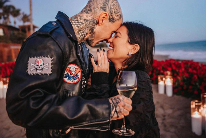 Chị gái Kim Kardashian đã kết hôn trước Grammy một ngày mà không ai biết Ảnh 5