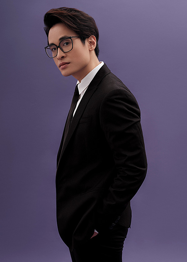 Những màn dậy thì thành công của sao Việt: Hà Anh Tuấn, Angela Phương Trinh gây choáng với hình hồi bé Ảnh 3