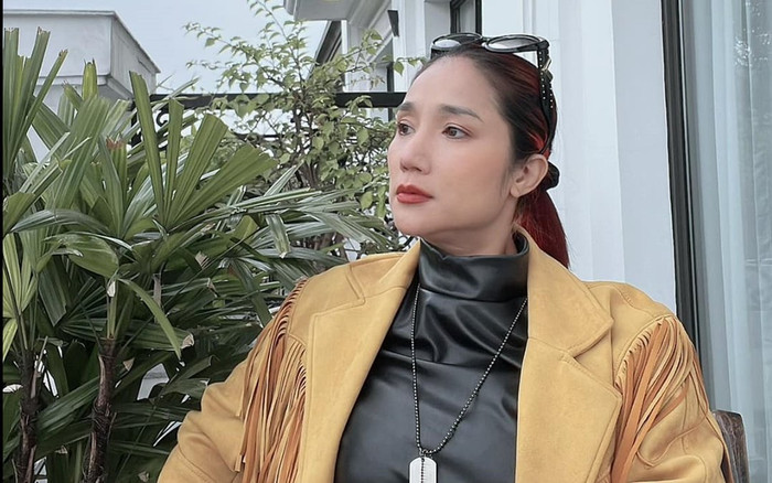 Những sao Việt gây tranh cãi vì ảnh nude: Cát Tường U50 vẫn đăng hình táo bạo Ảnh 2