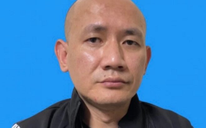 Bắt 'trùm' cho vay nặng lãi khét tiếng Quân Trọc ở Hà Nội Ảnh 2