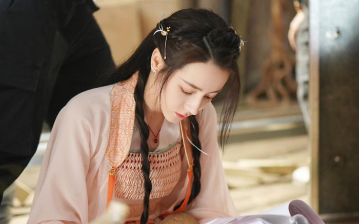 Ngự Giao Ký: Địch Lệ Nhiệt Ba không ngại hy sinh sức khỏe, nhịn đói đến mức đau dạ dày khi đóng phim Ảnh 2