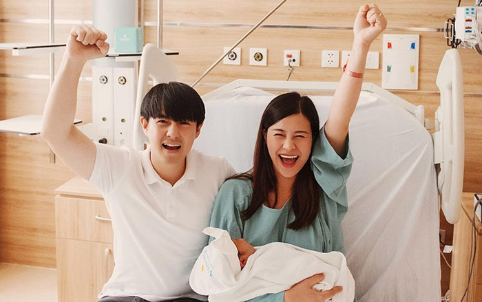 'Mẹ bỉm' Vbiz thể hiện đẳng cấp nhan sắc trong phòng sinh Ảnh 2