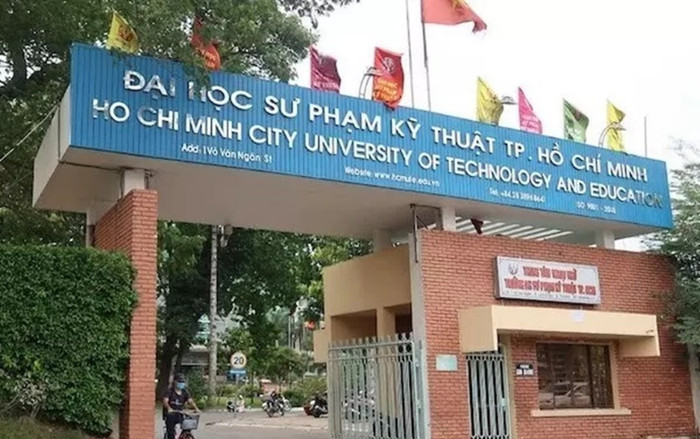 Gần 4.000 sinh viên chưa được cấp bằng vì đại học khuyết hiệu trưởng Ảnh 2