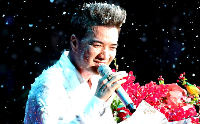 Được fan gọi với danh xưng 'ông hoàng', Đàm Vĩnh Hưng: 'Tôi không tự vỗ ngực xưng tên' Ảnh 2