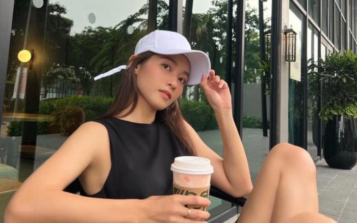 Khả Ngân lên tiếng giữa nghi vấn sử dụng 'dao kéo' trùng tu vòng 1 Ảnh 2