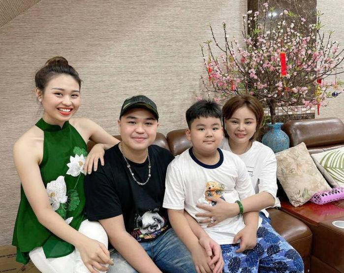 Đường tình của mỹ nhân Vbiz tên Giang: Người hôn nhân viên mãn, người sắp làm dâu hào môn Ảnh 10
