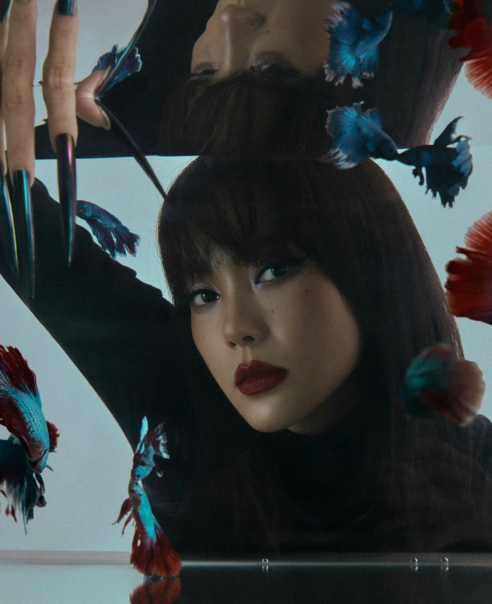 Ca sĩ, diễn viên Minh Hằng