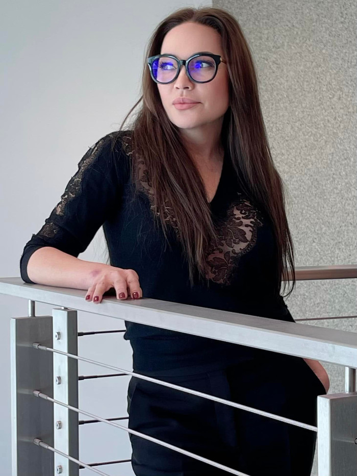 Ngoài việc thay đổi ảnh bìa, cách đây không lâu nhạc sĩ Phương Uyên đã đăng tải khoảnh khắc xinh đẹp của nữ ca sĩ lên trang cá nhân để chúc mừng sinh nhật