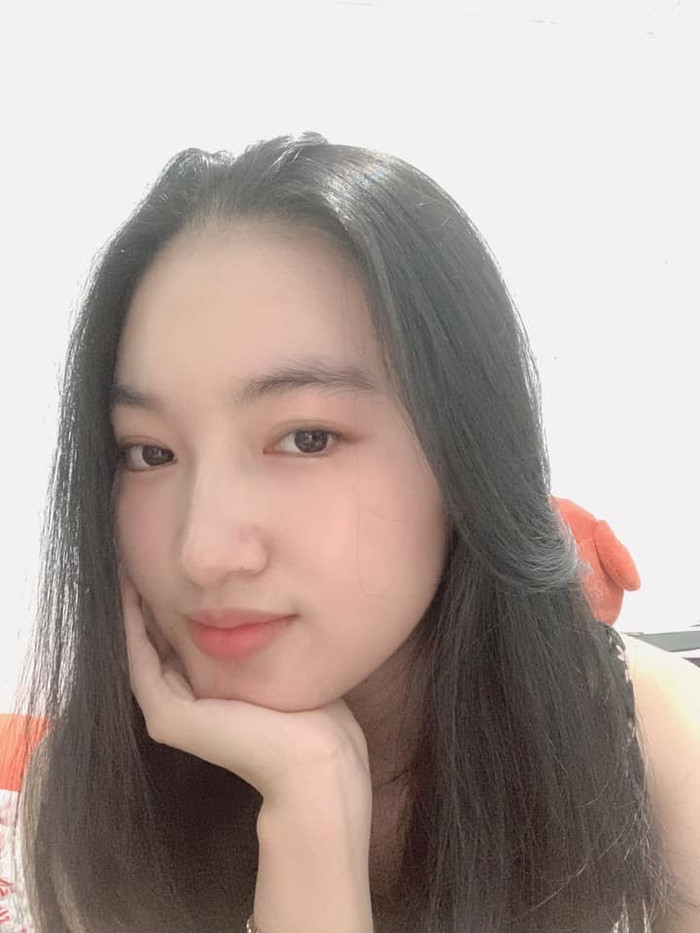 Zoom cận nhan sắc bà xã Tiết Cương: Xinh như hotgirl, lấn át luôn bà xã Lý Hải! Ảnh 9