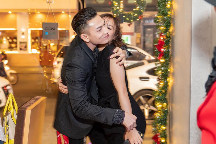 Isaac vẫn luôn dành tình cảm đặc biệt cho cô em gái thân thiết. 