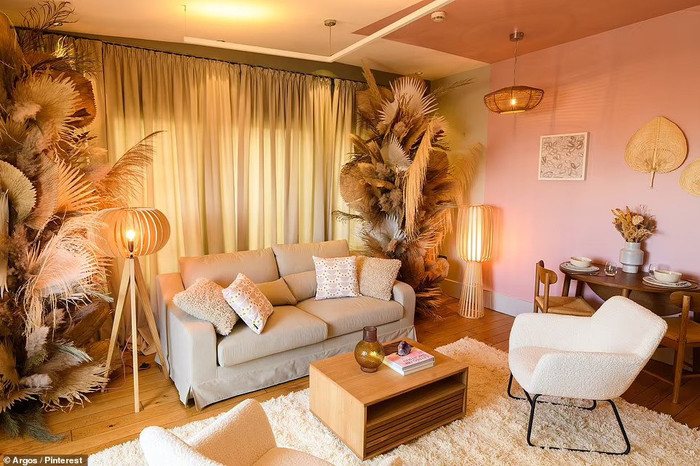 'Phòng thoát hiểm'.