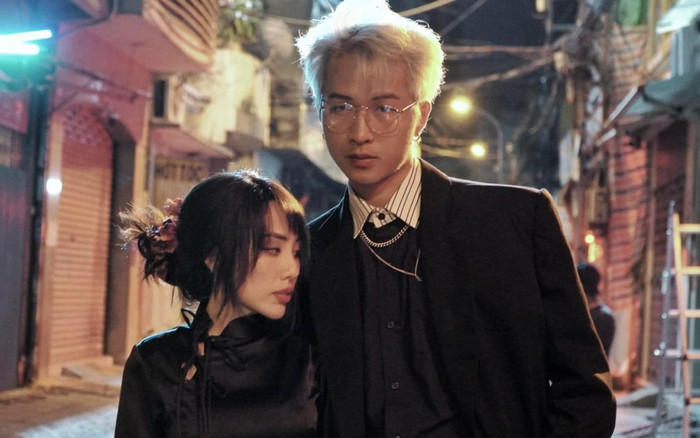 Kỉ niệm 1 năm bên nhau, Du Uyên tung bộ ảnh khóa môi bên bạn trai khiến dân tình đỏ mặt Ảnh 2