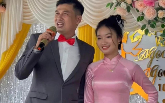 Tiết Cương lên xe hoa ở tuổi 49, nhắn gửi tới bà xã: 'Cô dâu chính là người đẹp ngủ trong rừng của tôi' Ảnh 2