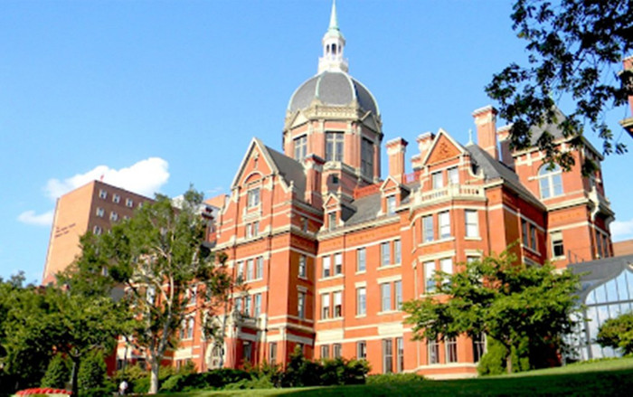 10 Đại học đào tạo ngành Y khoa hàng đầu thế giới Ảnh 2