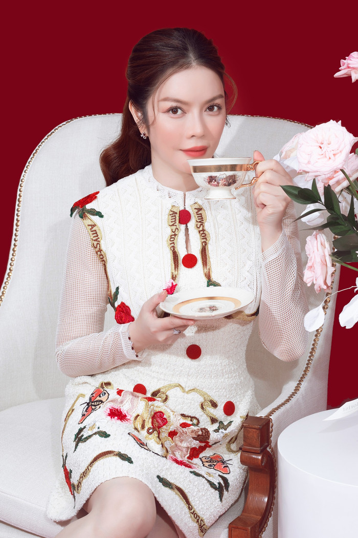 Những màn đáp trả anti-fan cực gắt của sao Việt: Lệ Quyên gây bất ngờ với tâm thư triết lý Ảnh 8