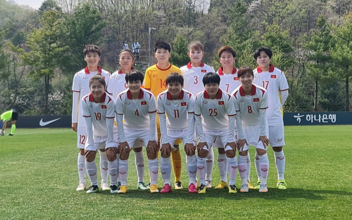 Tuyển nữ Việt Nam thắng Hàn Quốc: Trận đấu tuyệt vời của các cô gái vàng Ảnh 2