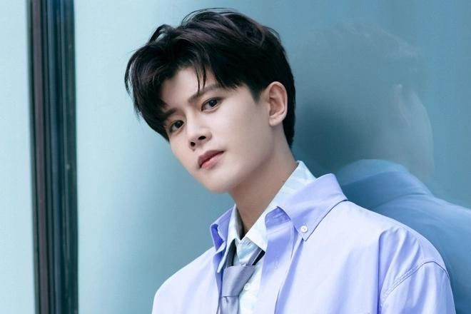 Nhậm Gia Luân đang là một trong những nam diễn viên đắt giá bậc nhất Trung Quốc.