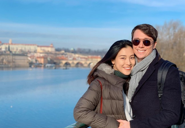 Hậu ly hôn, Hoàng Oanh và Jack Cole sẽ cùng nhau nuôi con khôn lớn, đâu đó cũng là điều an ủi sau cho cuộc tình không trọn vẹn của cặp đôi