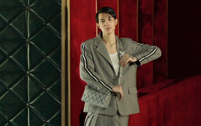 'Dẹp bỏ' hình tượng thư sinh, Anh Tú hóa thân thành 'nam thần': Nét mặt đăm chiêu, thần thái đầy cuốn hút Ảnh 2