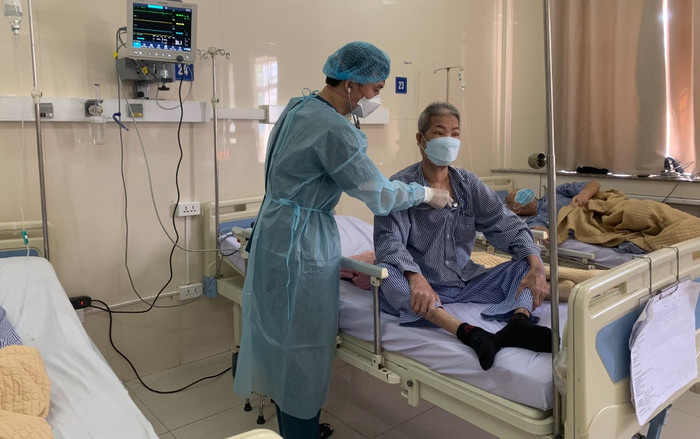 Bệnh nhân đái tháo đường, mắc Covid-19 cùng nhiều bệnh lý nền được cấp cứu thành công Ảnh 2