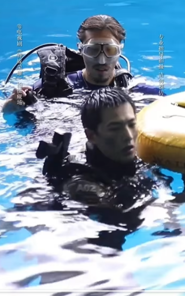 Đặc Chiến Vinh Quang: Vì sao diễn xuất của Dương Dương khiến khán giả vừa mừng vừa lo? Ảnh 4