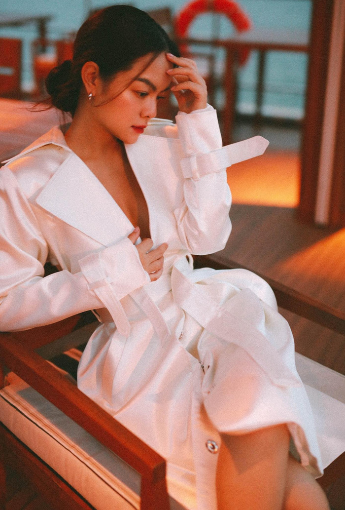 Hầu hết người hâm mộ đều ủng hộ và hy vọng cô sớm tìm được bến đỗ mới sau cuộc hôn nhân đổ vỡ với Quang Huy.