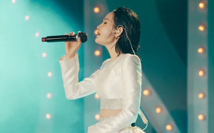 Xôn xao clip Hiền Hồ dính scandal nhưng vẫn bất chấp đi diễn, bị netizen 'ném đá' dữ dội Ảnh 2