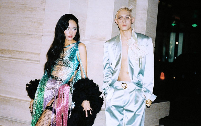 Wren Evans không ngại mang giày cao gót, phá vỡ giới hạn thời trang cùng 'cô em trendy' Khánh Linh Ảnh 2