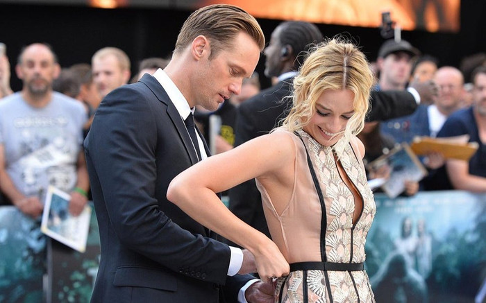 16 chị đẹp Hollywood muối mặt vì lỗi trang phục kém duyên Ảnh 2