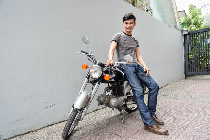 Bộ sưu tập xe cổ, xe độc lạ của Tiết Cương khiến dân tình trầm trồ.