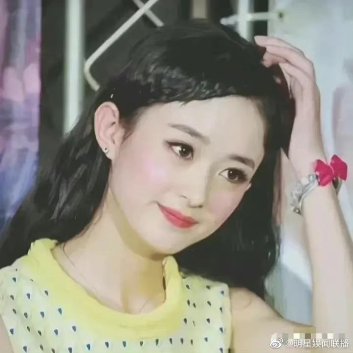 Bộ ảnh thuở mới vào nghề của Triệu Lệ Dĩnh hot trở lại, nhan sắc trong veo như nàng thơ Ảnh 10