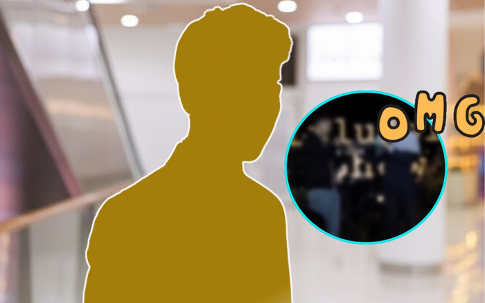 Một nam ca sĩ nổi tiếng Vpop thản nhiên 'bôi bôi trét trét' vật thể lạ vào người fan khi cùng song ca? Ảnh 2