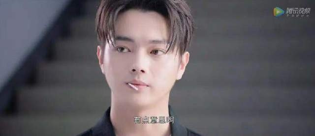 Khi các nam thần Cbiz đột ngột tăng cân: Nhất Bác lộ khuôn mặt béo tròn, Dương Dương được khen hết lời Ảnh 12