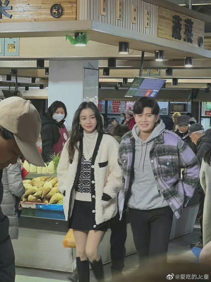 Sự nghiệp của Angelababy hậu ly hôn Huỳnh Hiểu Minh: Lộ rõ nhược điểm về mọi mặt, tương lai đầy mịt mù Ảnh 9