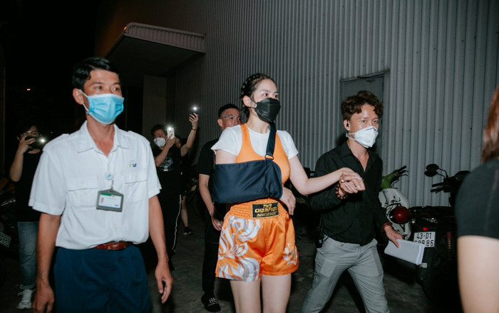 Hoàng Hạnh sau khi gặp chấn thương tại The Champion: Bạn bè lo lắng đưa đi cấp cứu trong đêm Ảnh 2