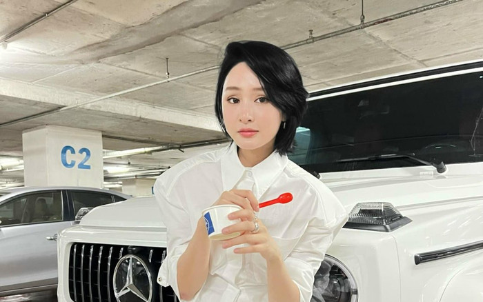 Hiền Hồ ở đâu sau ồn ào 'anh em nương tựa'? Ảnh 2