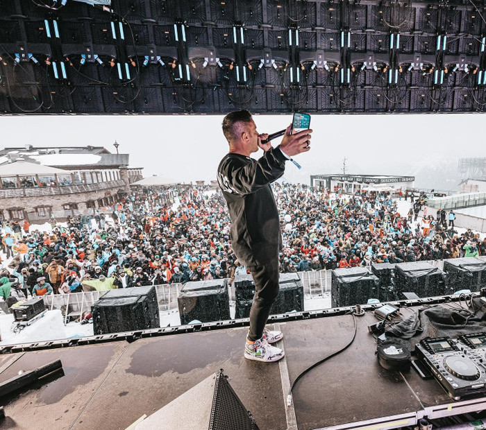 Plastik Funk là cái tên nổi bật tại Above The World.