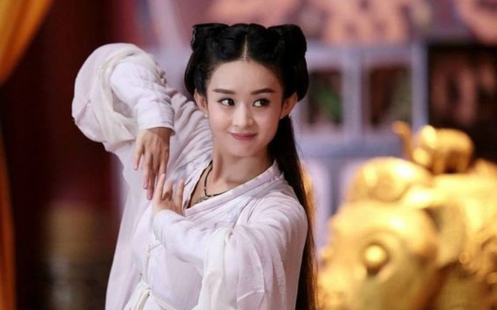 Triệu Lệ Dĩnh ngày càng xuống dốc nên muốn lấy lại hào quang phải xài chiêu này? Ảnh 2