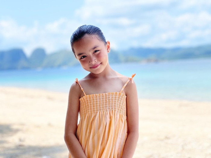 Còn Zia thì ngày càng xinh đẹp y hệt mẹ