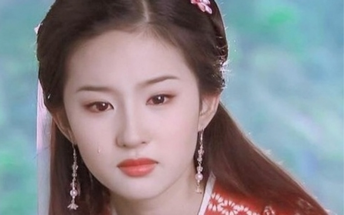 Lưu Diệc Phi trong Thiên Long Bát Bộ.