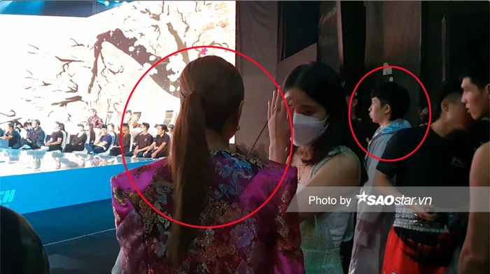 Cả hai cùng xuất hiện trong một chương trình truyền hình.