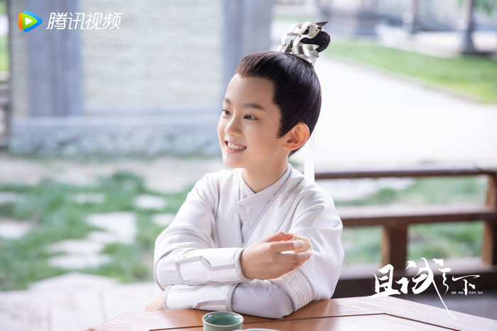 Rộ tin Lý Dịch Phong 'bắt cá 2 tay' với Địch Lệ Nhiệt Ba và Đường Yên trong Thiên Cổ Quyết Trần 2? Ảnh 5