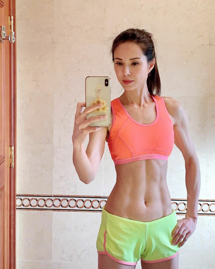 Lộ hình ảnh 'Tiểu Long Nữ' gầy trơ xương, khuôn mặt như biến dạng khiến fan lo lắng Ảnh 6