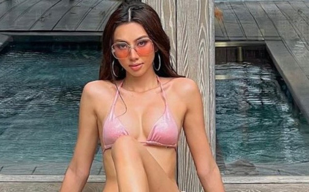 Không hổ danh là 'Miss cut-out', Thùy Tiên khiến netizen 'bỏng mắt' với bikini gợi cảm hết nấc Ảnh 2